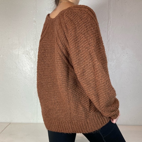 Universal Thread Chunky Knit Brown Fuzzy V Neck Sweater - Picture 7 of 11
